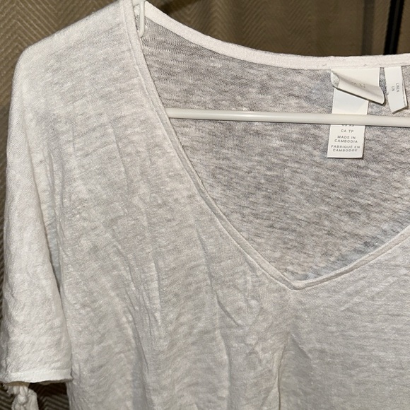 H&M white tee distressed size XS - Picture 5 of 5